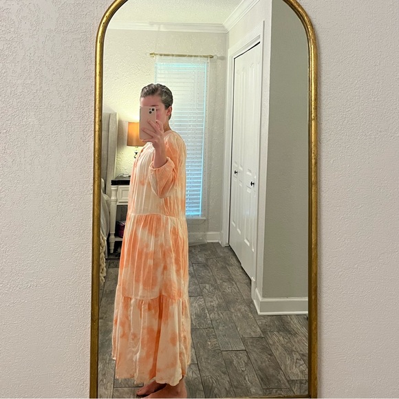 •SOLD• Tiered Dress - Picture 4 of 4